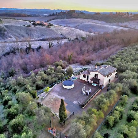 Villa Degli Olivi Nature سيينا المظهر الخارجي الصورة