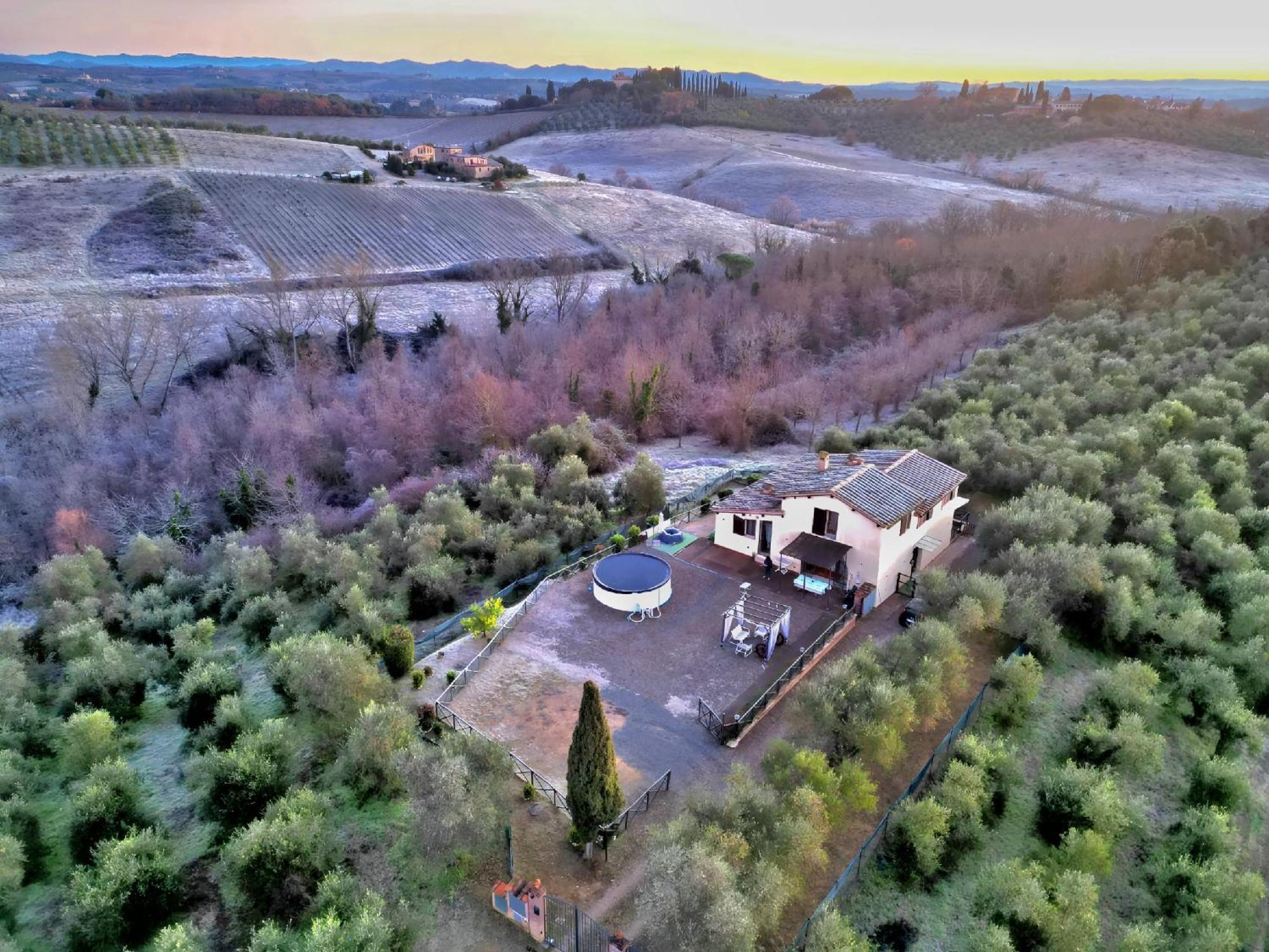 Villa Degli Olivi Nature سيينا المظهر الخارجي الصورة